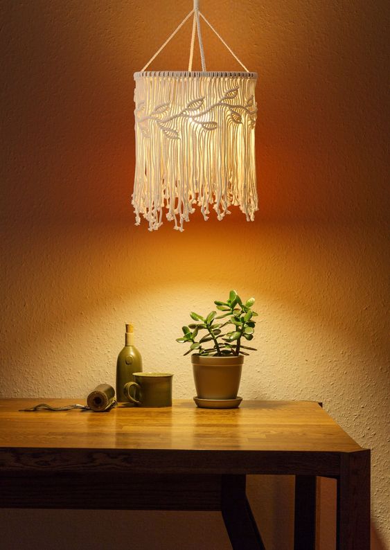 Chao đèn macrame