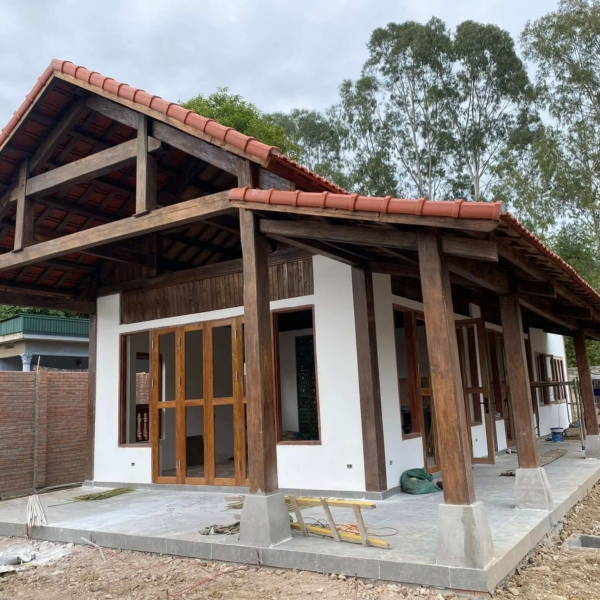 Nhà khung gỗ kết hơp tường gạch ở Tứ Kỳ, Hải Dương